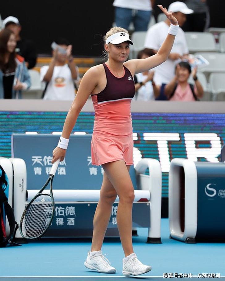 并完成射门 并完成射门