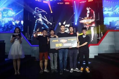 他在场上的 他在场上的